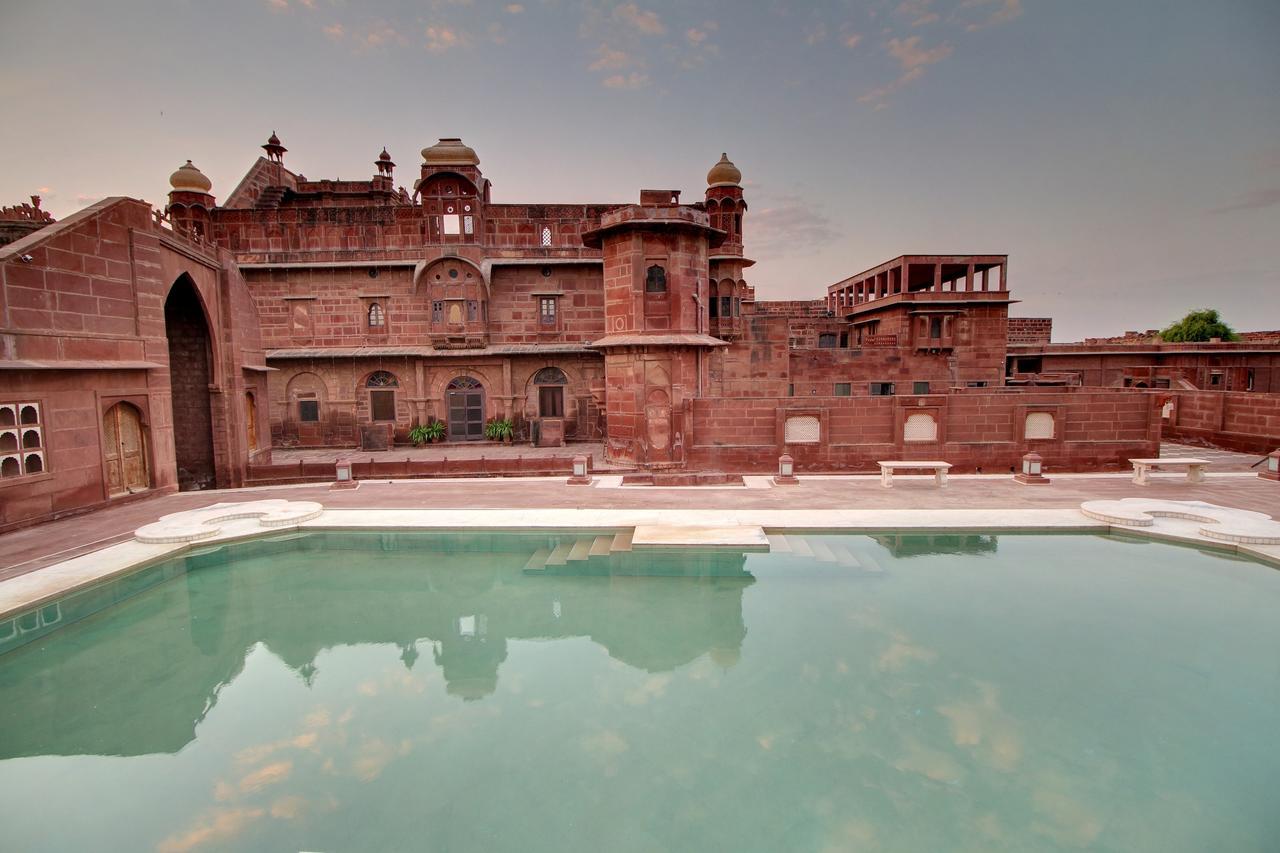 เดอะ ฟอร์ต โพการัน - อะ เฮอริเทจ โฮเทล Hotel Pokhran ภายนอก รูปภาพ