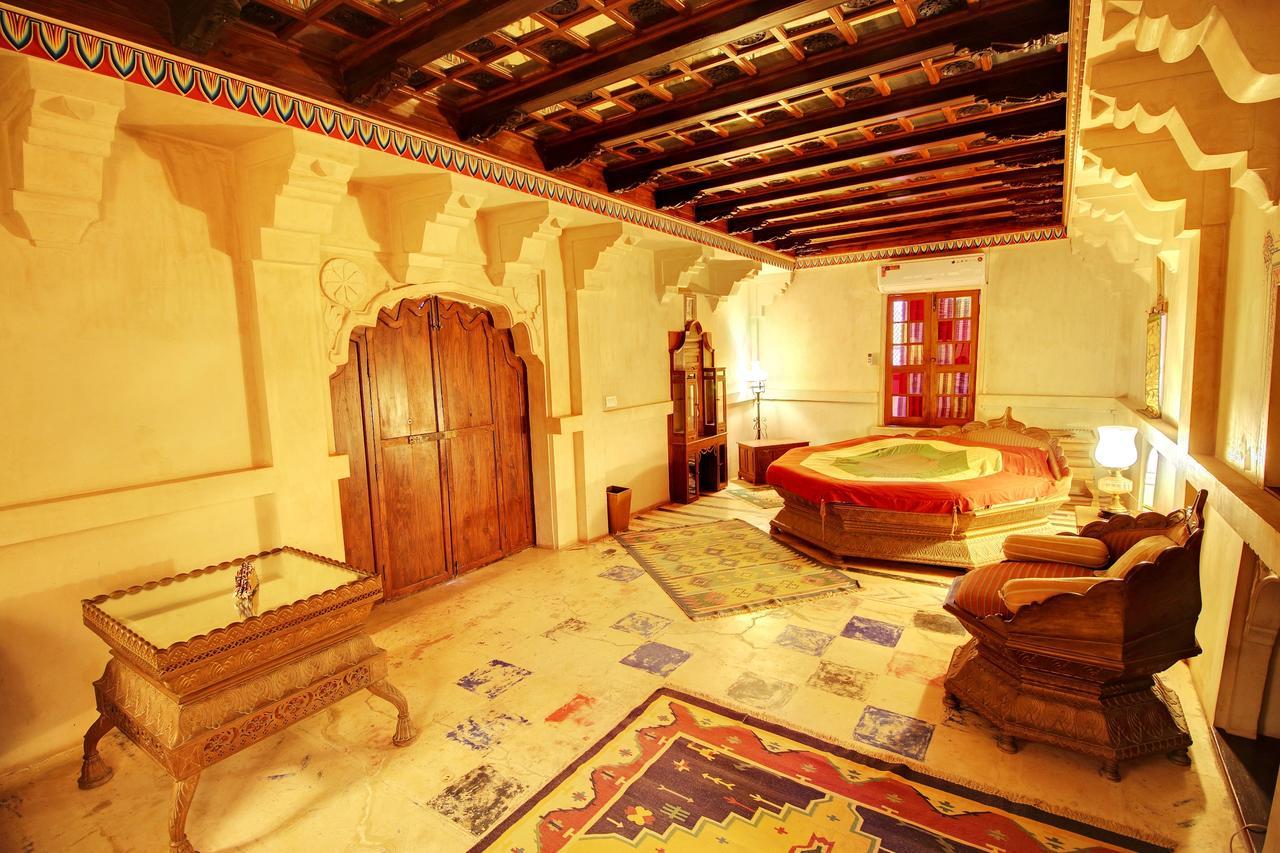 เดอะ ฟอร์ต โพการัน - อะ เฮอริเทจ โฮเทล Hotel Pokhran ภายนอก รูปภาพ