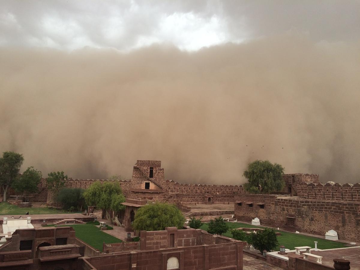 เดอะ ฟอร์ต โพการัน - อะ เฮอริเทจ โฮเทล Hotel Pokhran ภายนอก รูปภาพ