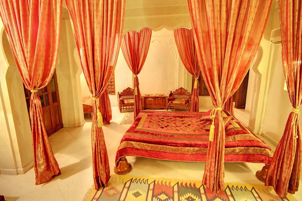 เดอะ ฟอร์ต โพการัน - อะ เฮอริเทจ โฮเทล Hotel Pokhran ภายนอก รูปภาพ