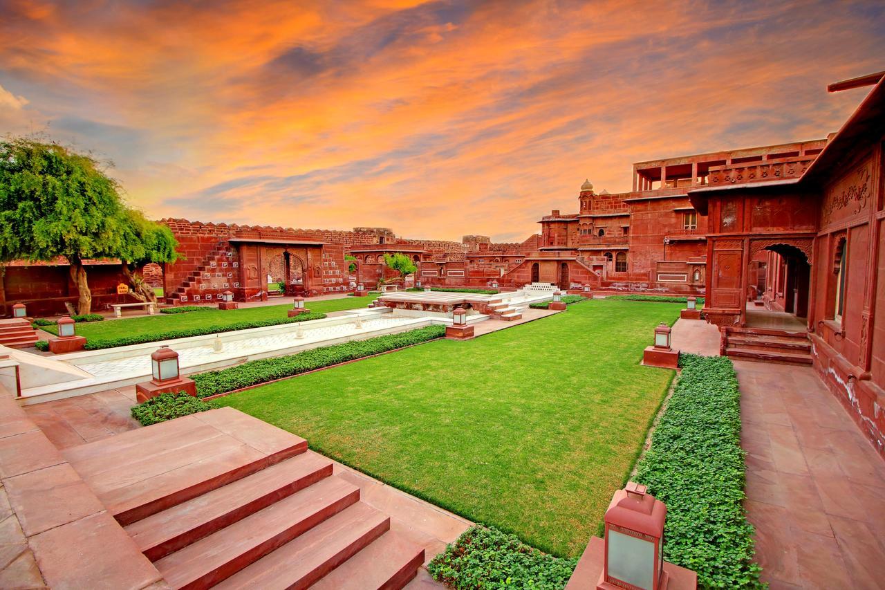 เดอะ ฟอร์ต โพการัน - อะ เฮอริเทจ โฮเทล Hotel Pokhran ภายนอก รูปภาพ